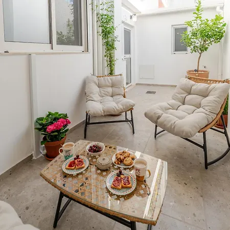 48 Apartment